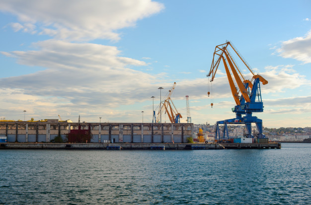 Gantry Crane Installation and Maintenance in Abu Dhabi