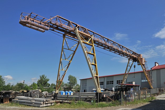 Single girder vs. Double girder crane